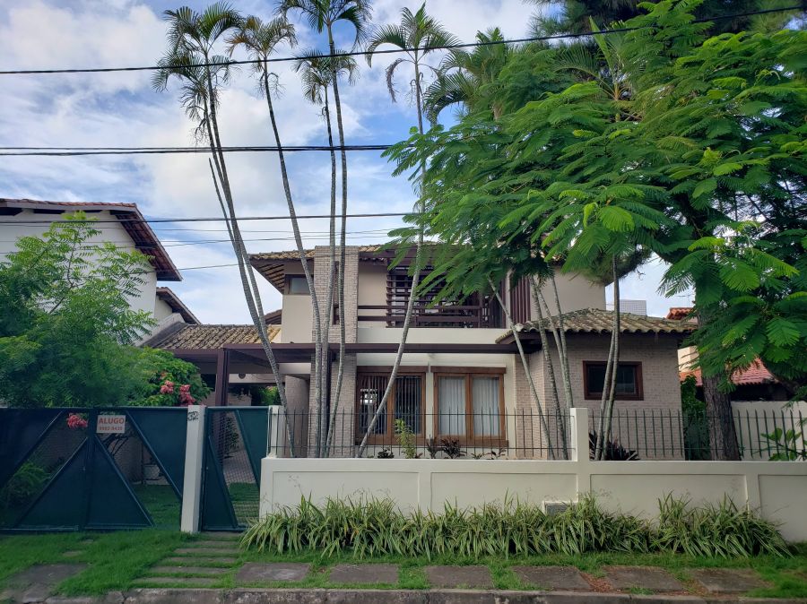 Casa Alto Padr�o - Venda - Itapu� - Salvador - BA