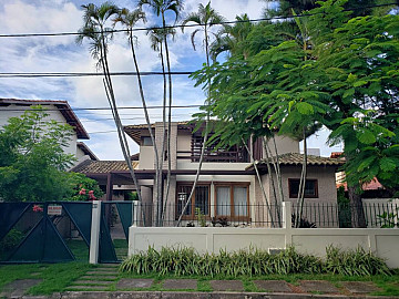 Casa Alto Padr�o � Venda
